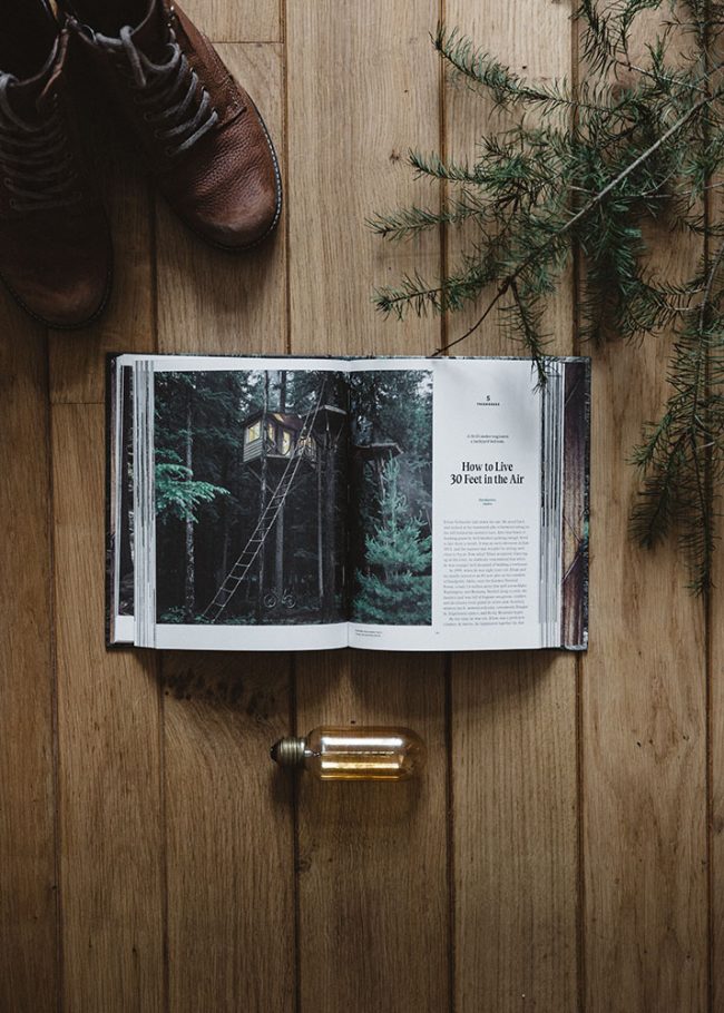 Concept photography Cabin porn book - Product photography
