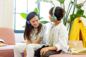 Jurriaan Huting fotografie Nijmegen commerciele conceptuele Lifestyle fotografie - POGS Kids only Headphones