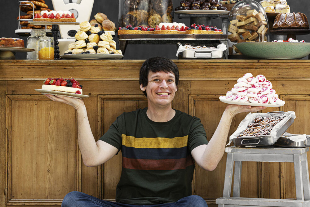 Jurriaan Huting Huting.net fotograaf Food fotografie Nijmegen Fotoshoot | Cover kookboek 'Rutger bakt de 100 allerbeste recepten' Rutger van den Broek Hilversum Heel Holland Bakt Carrera Culinair Uitgeverij Carrera - Overamstel uitgevers