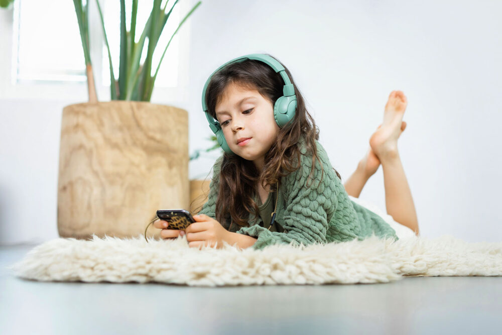 Jurriaan Huting fotografie Nijmegen commerciele conceptuele Lifestyle fotografie - POGS Kids only Headphones