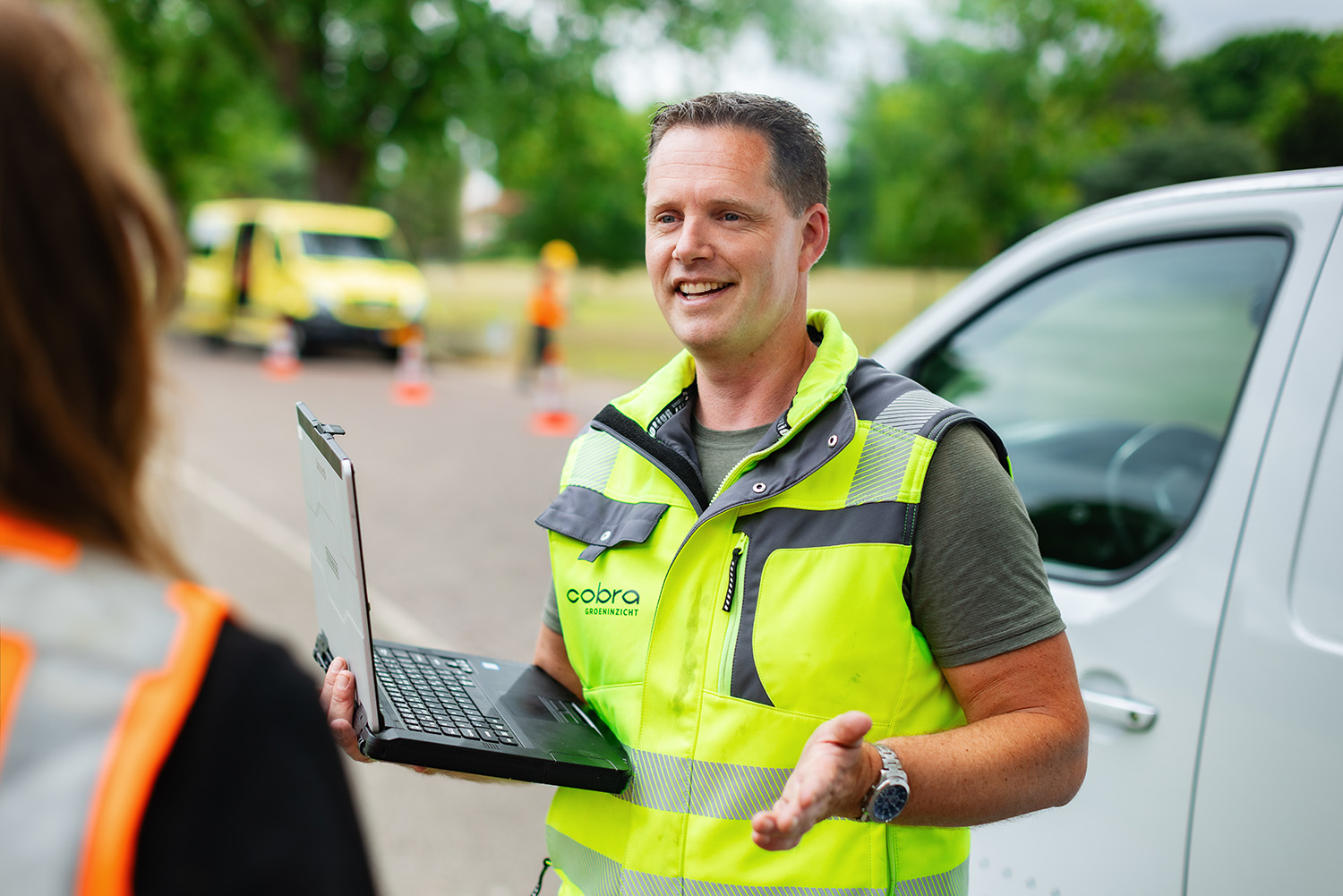 Expertteams van Cobra GroenInzicht in actie op locatie, bedrijfsfotografie door Jurriaan Huting
